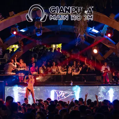 JK en la Main Room de Gianpula, Malta
